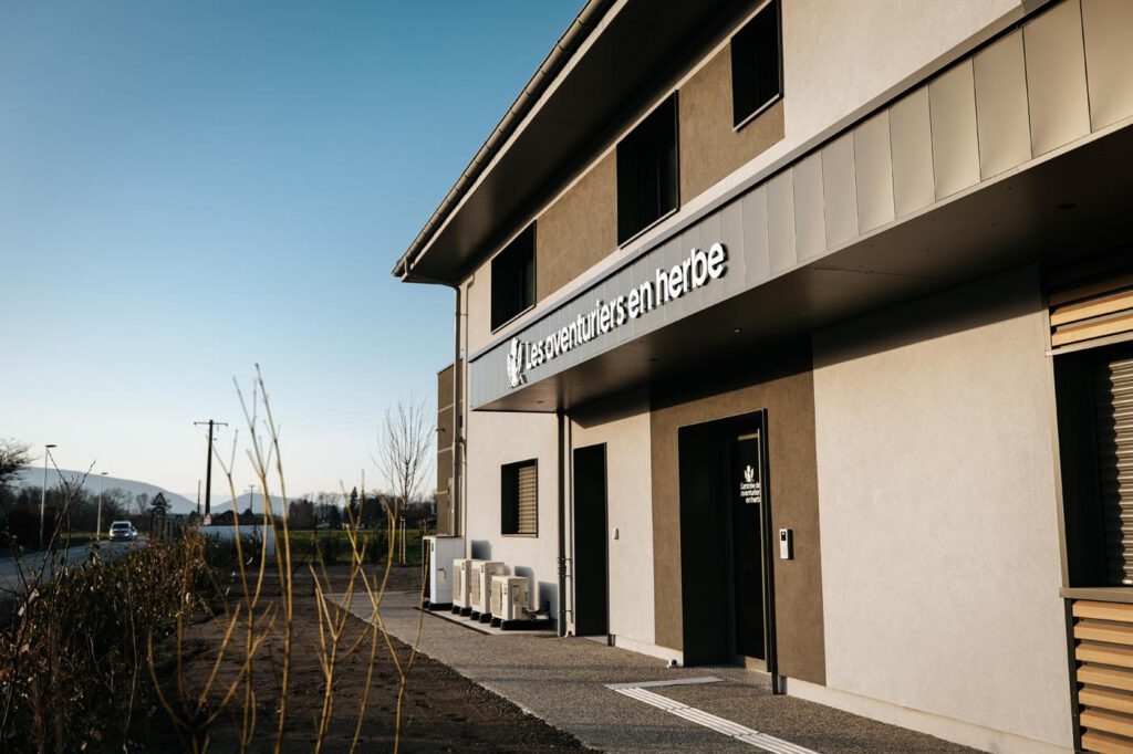 Devanture de la micro-crèche à Arenthon dans la vallée de l'Arve